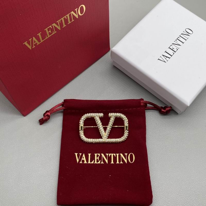 Valentino brooch 05lyx10